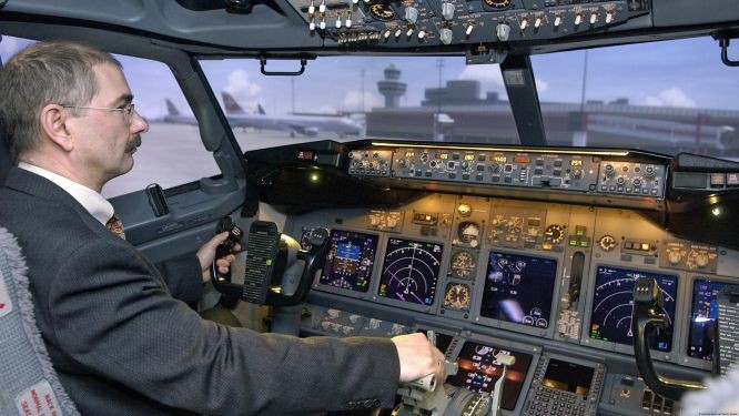 波音公司承認其波音737MAX系列飛機用於訓練飛行員飛行的模擬器存在缺陷。（圖源：DPA）