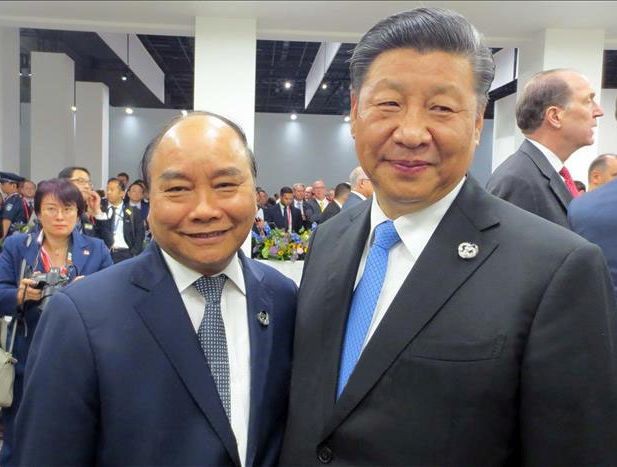 阮春福總理會見中國國家主席習近平。（圖源：越通社）