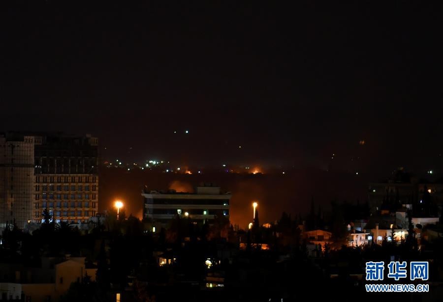 這是7月1日凌晨在敘利亞大馬士革拍攝的敘利亞防空系統導彈。（圖源：新華社）