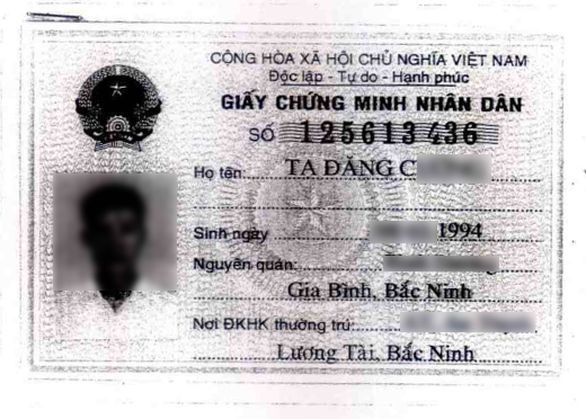 靠網友偽造的假身份證。（圖源：CTV）