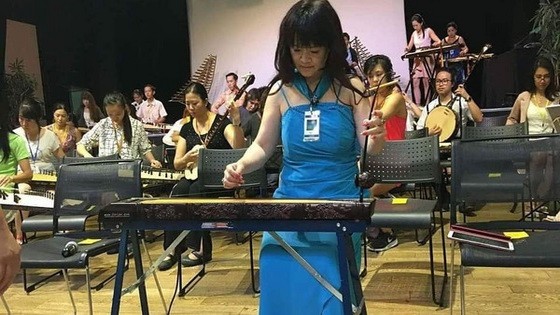 清黎藝人正排練，為在法國舉辦的民族樂器演奏會作好準備。