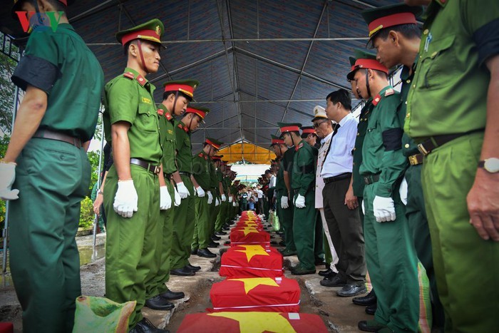 烈士遺骸追悼、安葬儀式。（圖源：VOV）