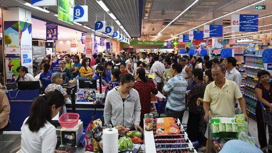 超市人山人海。（圖源：互聯網）