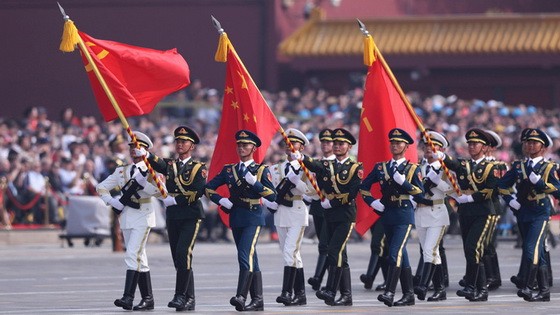 在北京天安門廣場隆重舉行儀仗隊檢閱儀式。（圖源：互聯網）