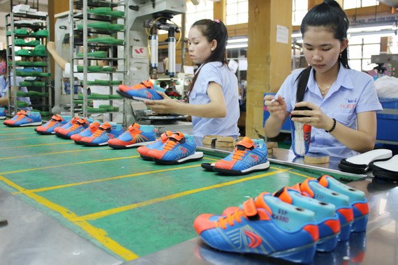 華人企業平仙公司生產線。