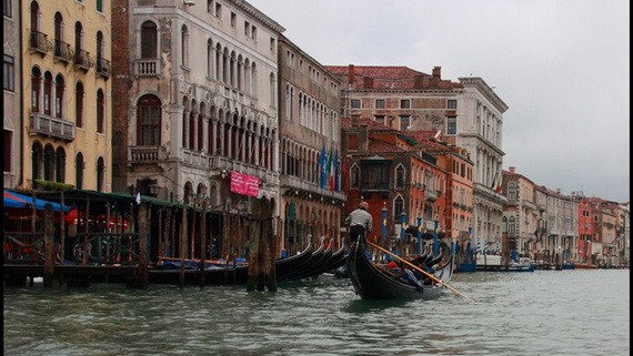 意大利威尼斯運河一瞥。（圖源：互聯網）