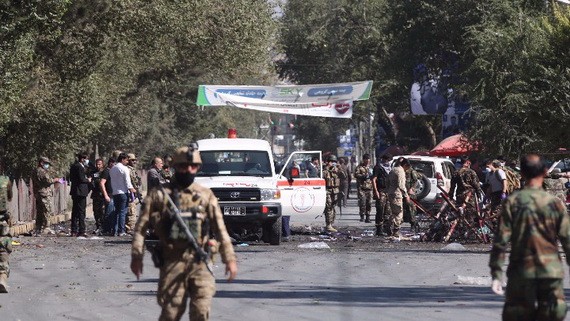 圖為阿富汗首都喀布爾 9月17日發生的一起自杀式爆炸袭击現場。（圖源：新華社）