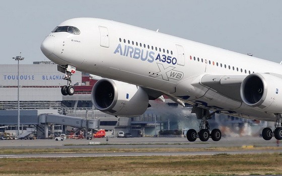 圖為歐洲空中客車公司的一架A350客機正在起飛。（圖源：互聯網）