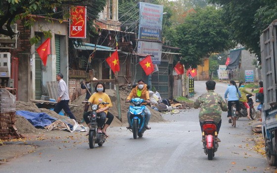 隔離期結束，山雷鄉民眾恢復以往的日常生活。（圖源：輝清）