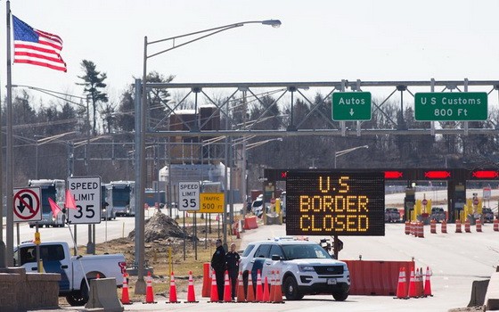 加拿大總理賈斯汀·特魯多18日宣佈，在兩國應對新冠疫情之際，美加邊境的限制措施將再延長30天。（圖源：AFP）