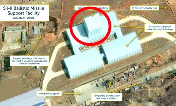 紅圈為建築物結構特別高的部分，相信可放置洲際彈道導彈。（圖源：CSIS）