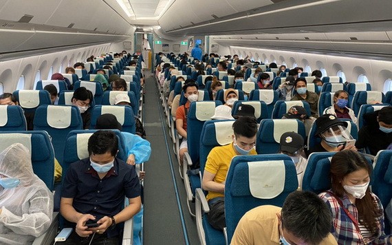越南航空局：自本月18日至下月15日期間，預計將有21班機運送越南公民從國外回國。（示意圖源：D. Ngọc）