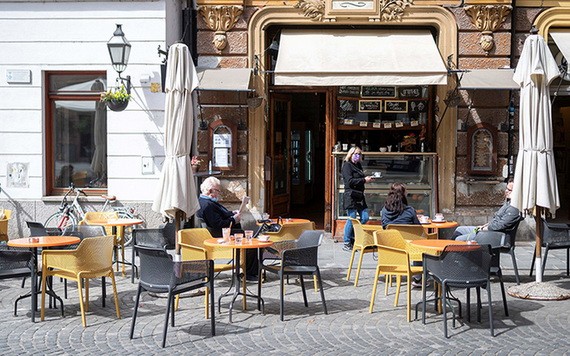 圖為洛文尼亞首都盧布爾雅那的一家咖啡店。