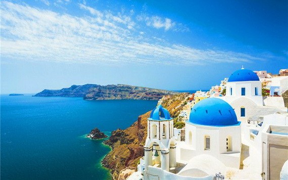 希臘預計將於本月15日對若干國家遊客重新開放。