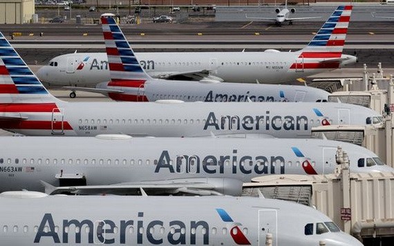 美國航空公司：由於美國旅遊需求僅微幅復甦，一旦聯邦政府提供的薪資補助到期，10月1日將裁減1萬9000名員工。（示意圖源：互聯網）