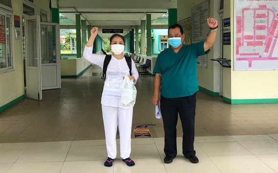 峴港市肺病醫院最後一名新冠肺炎患者痊癒並出院。（圖源：院方提供）