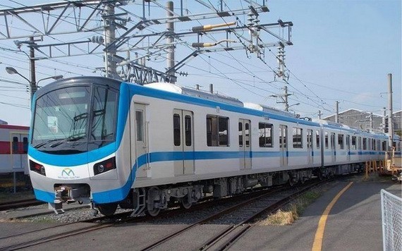 濱城-仙泉地鐵1號線的首輛列車廂預計下月8日抵達本市港口。（圖源：HCMC Metro）