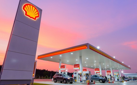 由於新冠疫情導致全球石油需求下降及油價下跌，Shell 公司計劃到2022年底之前裁員7000至9000人。（圖源：互聯網）