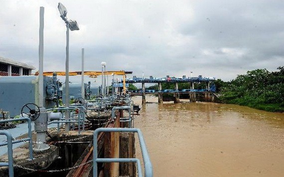 由於雪蘭莪河受污染，吉隆坡和雪蘭莪州境內多個地區將面臨停水，預計近120萬戶家庭受影響。（圖源：互聯網）