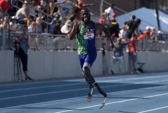 美國黑人殘疾選手布雷克‧利珀。（圖源：互聯網）