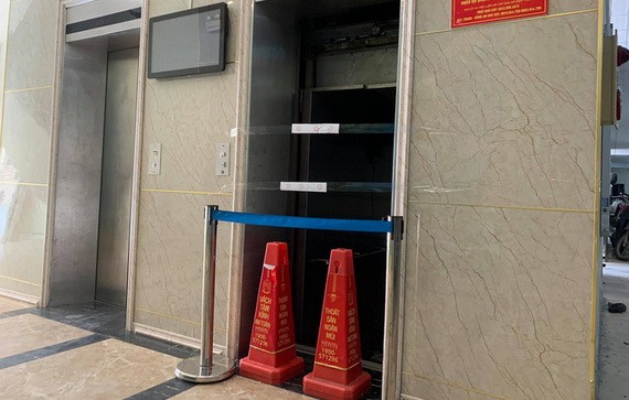 事發電梯已被封鎖。（圖源：H.Thanh）