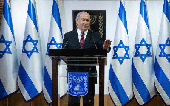 12月22日，以色列總理內塔尼亞胡在耶路撒冷發表電視講話。（圖源：新華社）