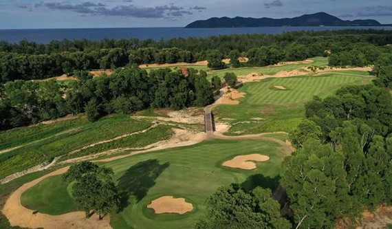 獲海洋與群山環抱，姑陵Laguna高爾夫球場是在亞洲值得體驗的高爾夫球場之一。（圖源：互聯網）