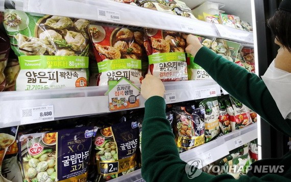 首爾一家超市的速凍餃子櫃檯。（圖源：韓聯社）