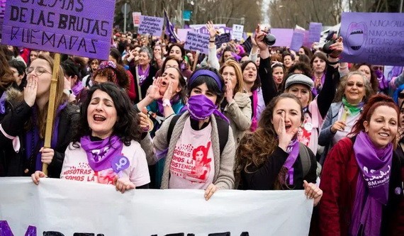 大規模婦女集會籲制止對婦女的暴力行為。（圖源：互聯網）