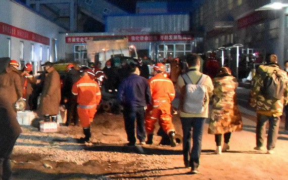 這是4月11日拍攝的新疆昌吉回族自治州呼圖壁縣雀爾溝鎮豐源煤礦事故救援現場。（圖源：新華社）