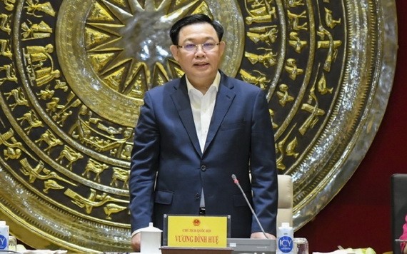 國會主席王廷惠在會議上致詞。（圖源：國陳）