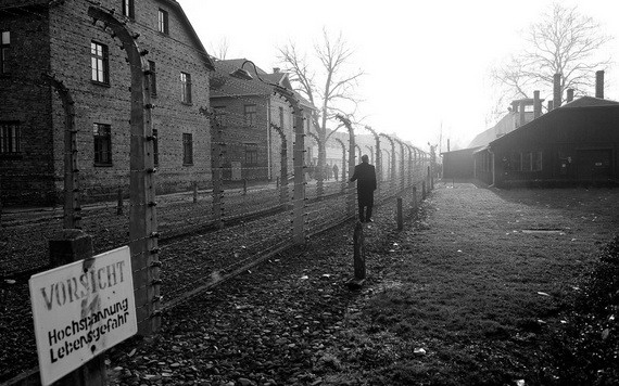 奧斯威辛-比克瑙（Auschwitz-Birkenau）是波蘭的一個納粹集中營，在第二次世界大戰期間，超過一百萬猶太人和其他少數群體成員在那裡被殺害。 （圖源：聯合國）