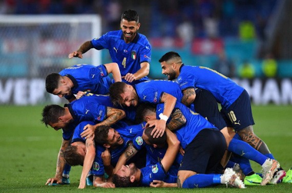 意大利球員慶祝進球。（圖源：互聯網）