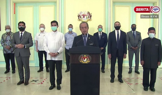 馬來西亞總理穆希丁13日發表電視直播說明。 （圖源：聯合早報）