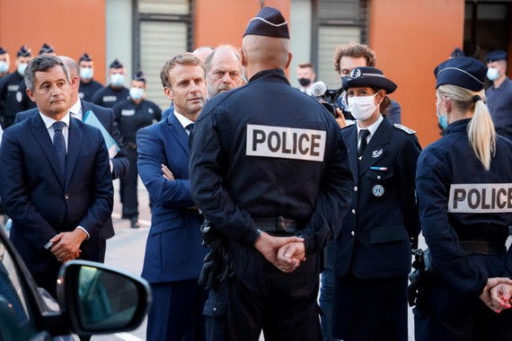 本月1日法國總統馬克龍到訪馬賽，承諾改善當地治安。（圖源：AFP）