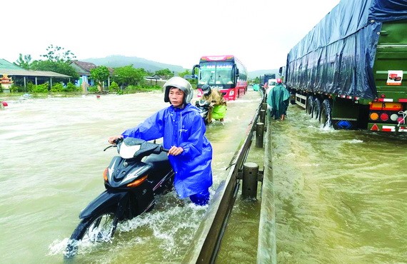 順化市大雨後多處受淹。