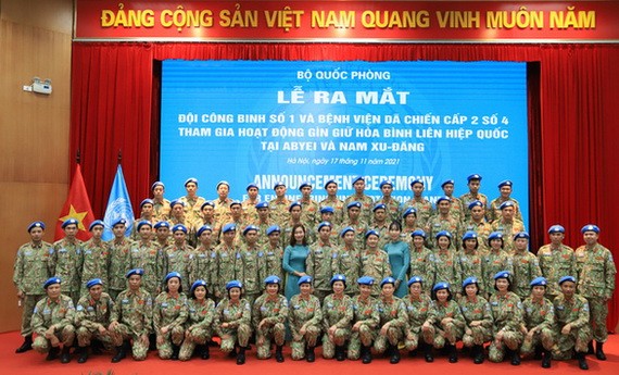 參加聯合國維和活動的1號工兵隊正式亮相。（圖源：T.T）