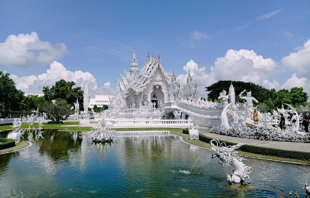 泰國清萊白寺。（亦友攝）