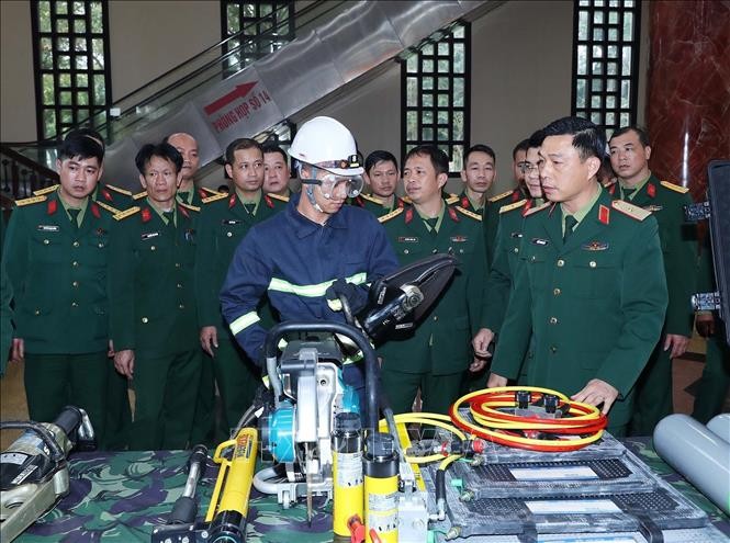工兵力量检查为救援工作服务设备。