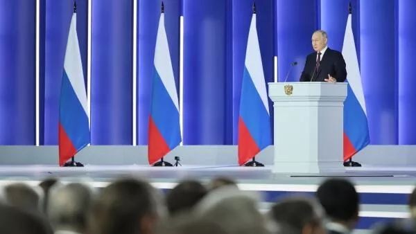 当地时间21日，俄罗斯总统普京在莫斯科发表国情咨文。（图：Sputnik）
