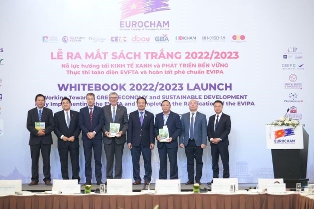 欧洲驻越南商会2月16日举办《2023 白皮书》发布仪式。（图：VOV）