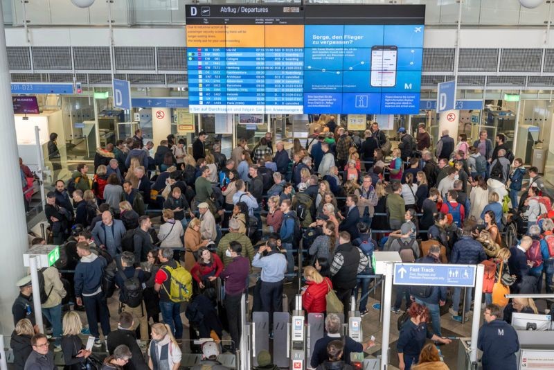 德国4座机场的保安人员13日将进行24小时罢工，预计将造成350个航班取消。 （图：AP）