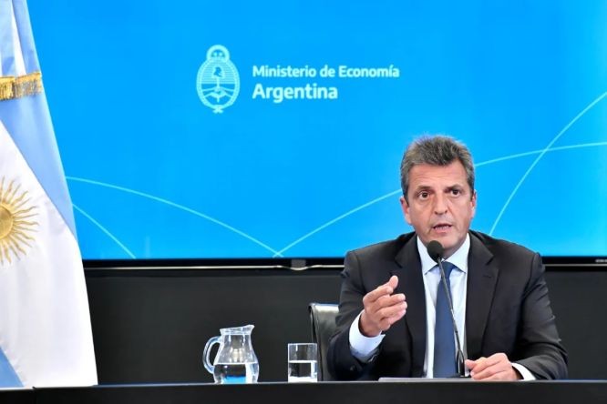 阿根廷经济部长马萨。（图：Buenos Aires Herald）