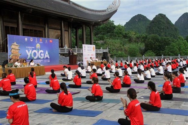 某个瑜伽集体表演活动。（图：互联网）
