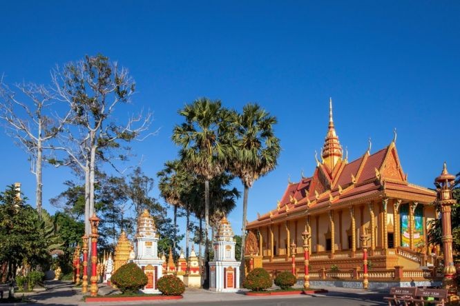 薄寮省著名地标景点之一的暹竿寺。（图：经济都市报）