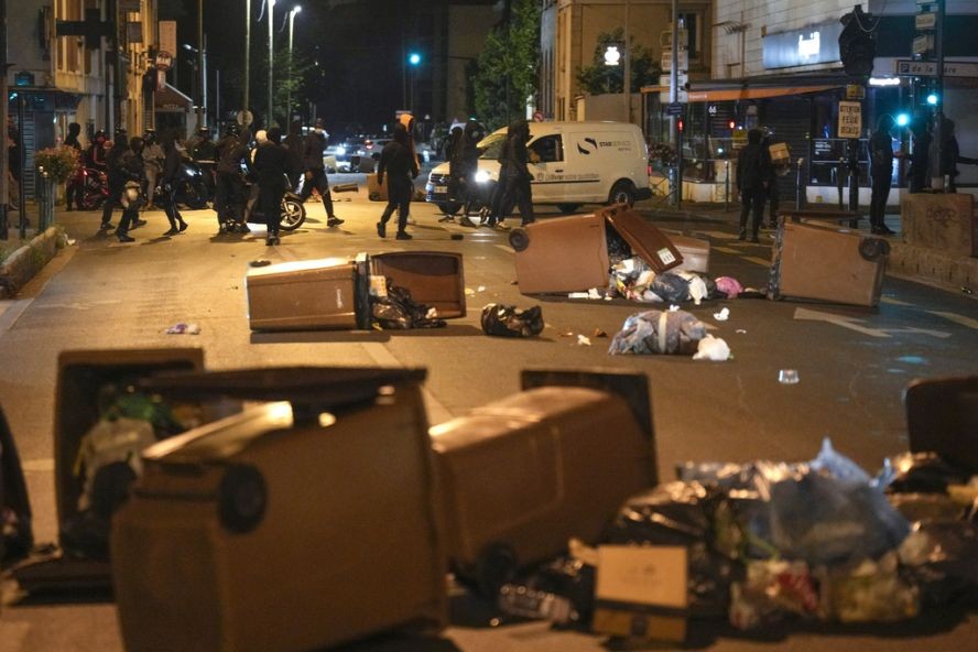 法国国内骚乱持续。（图：AP）