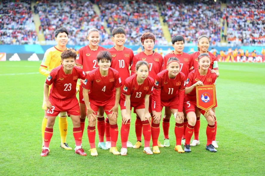 越南女足球员合影。（图源：互联网）