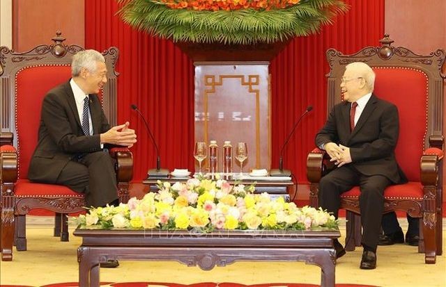 阮富仲总书记接见新加坡总理李显龙