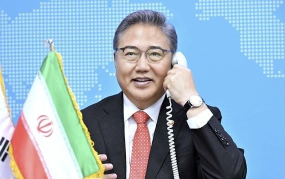 韩国外交部长官朴振。（图：韩国外交部）