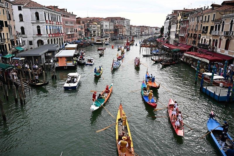 威尼斯2024年春起将试行讨论已久的购票入城制。（图：AFP）